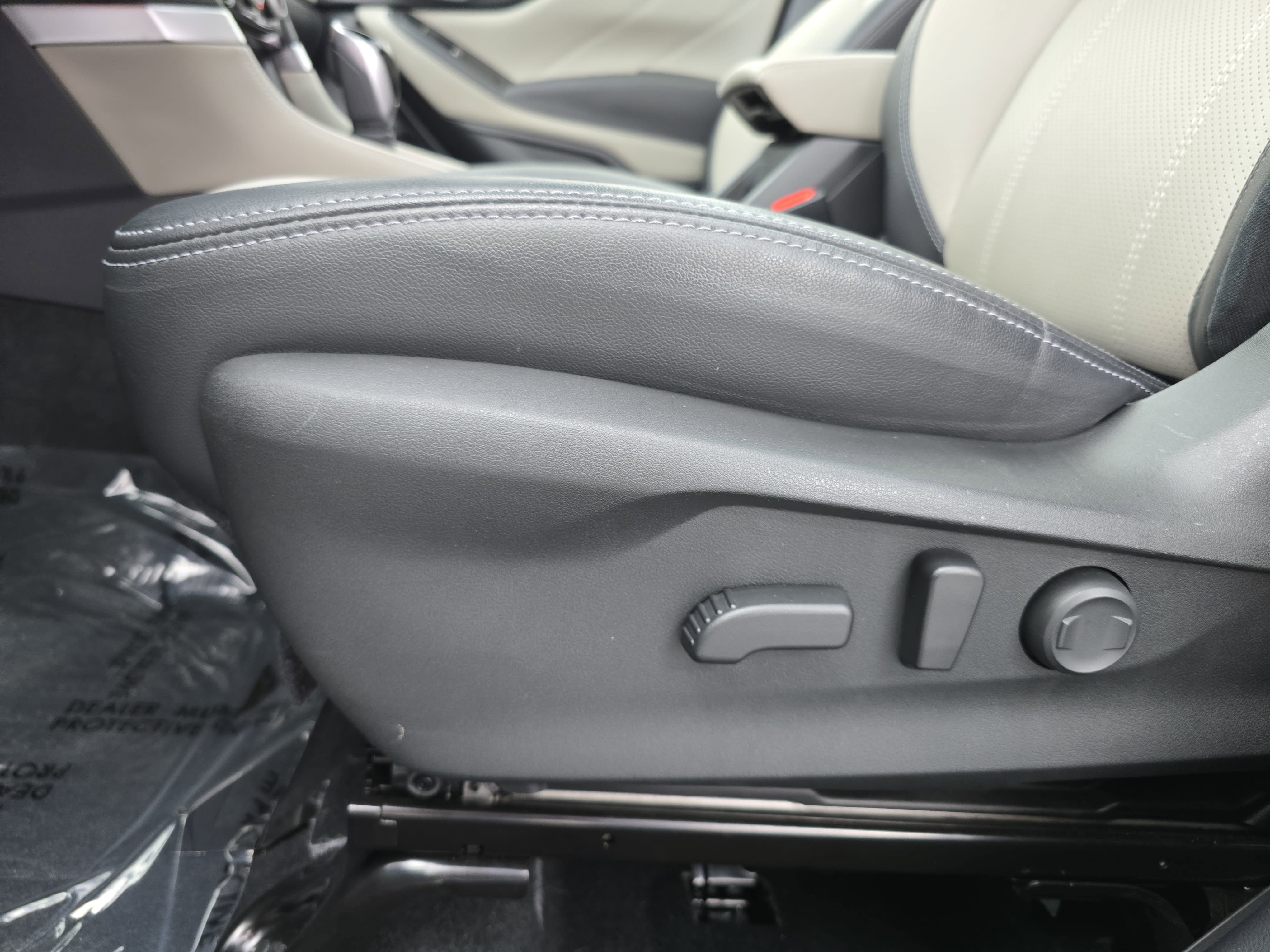 Used 2023 Subaru Forester Limited image 29