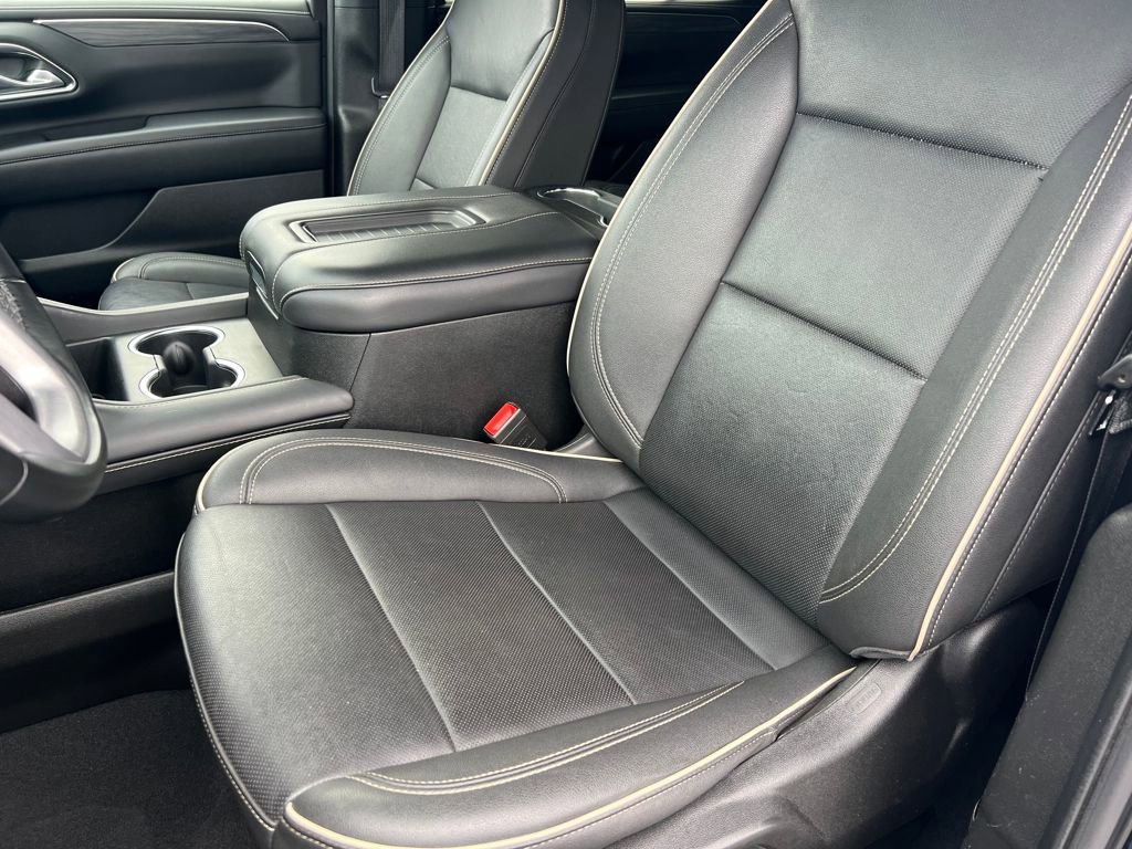 Used 2024 GMC Yukon SLT image 8