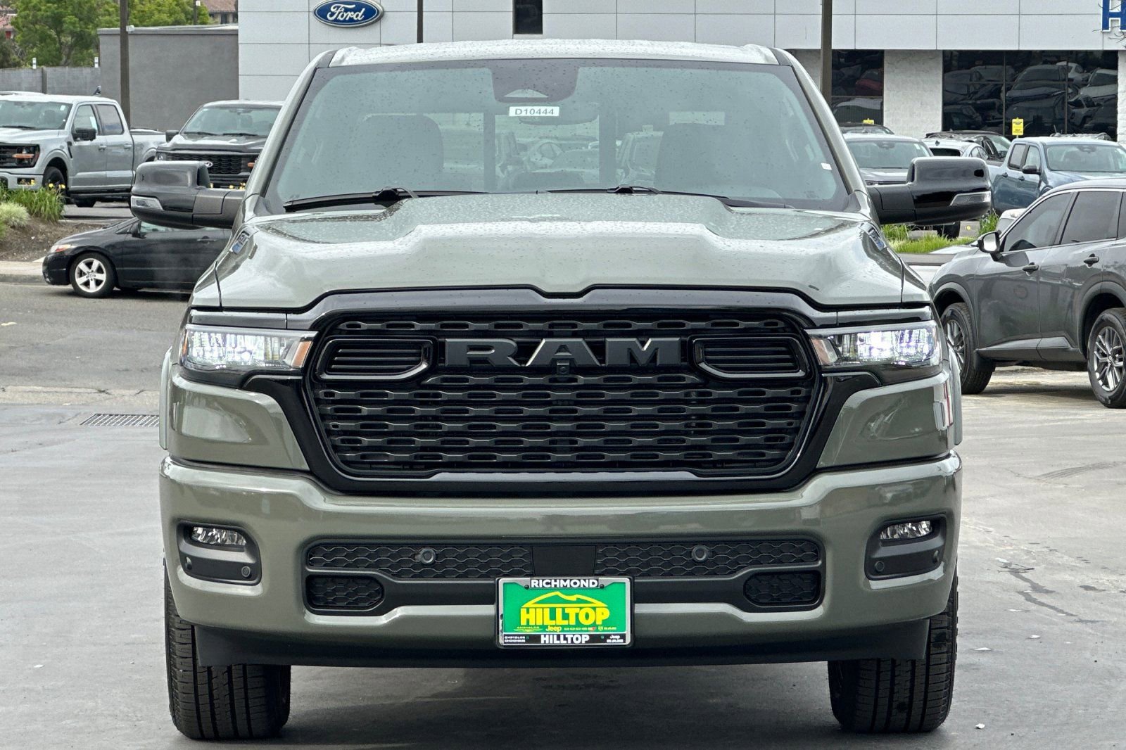 New 2026 RAM 1500 4x4 Crew Cab image 9