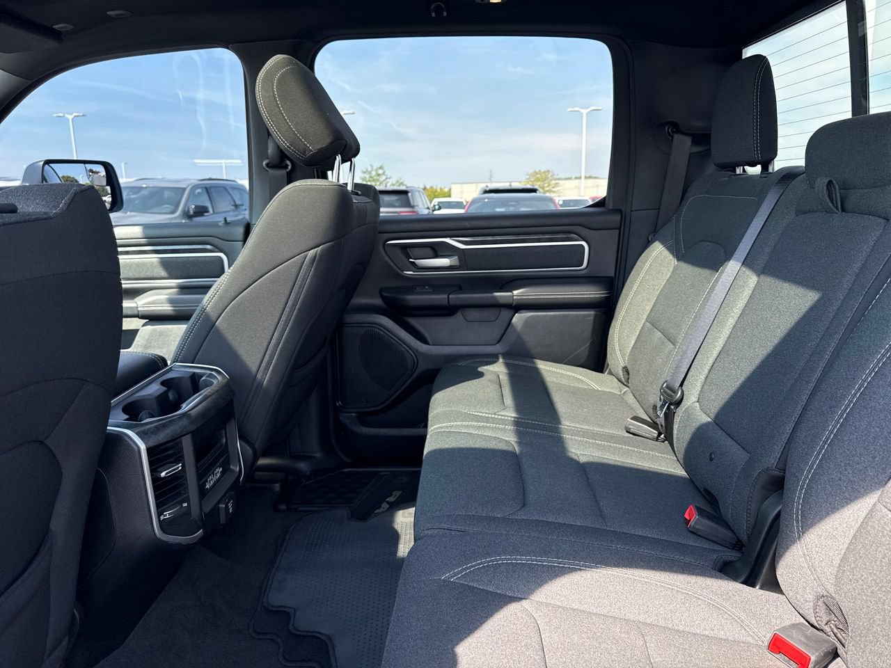 Used 2020 RAM 1500 Big Horn AWD/4WD image 14