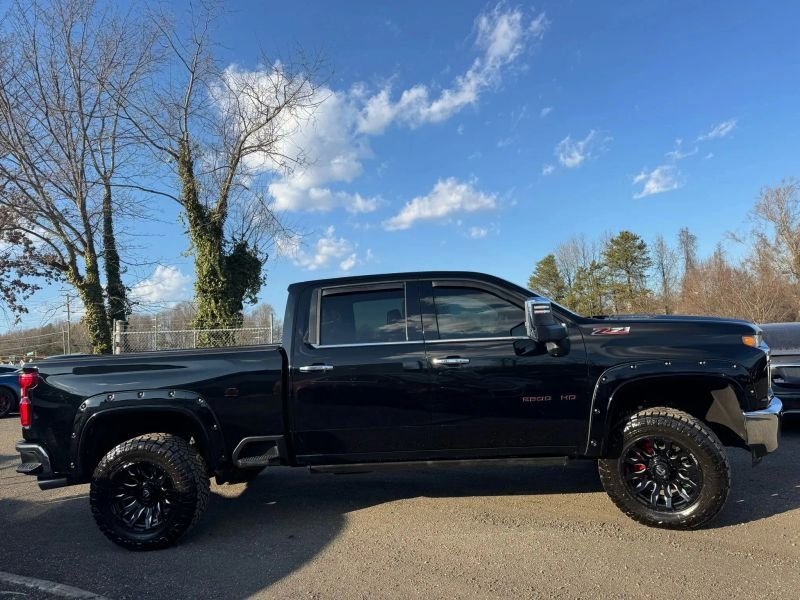 Used 2020 Chevrolet Silverado 2500 LTZ w/ LTZ Premium Package image 2