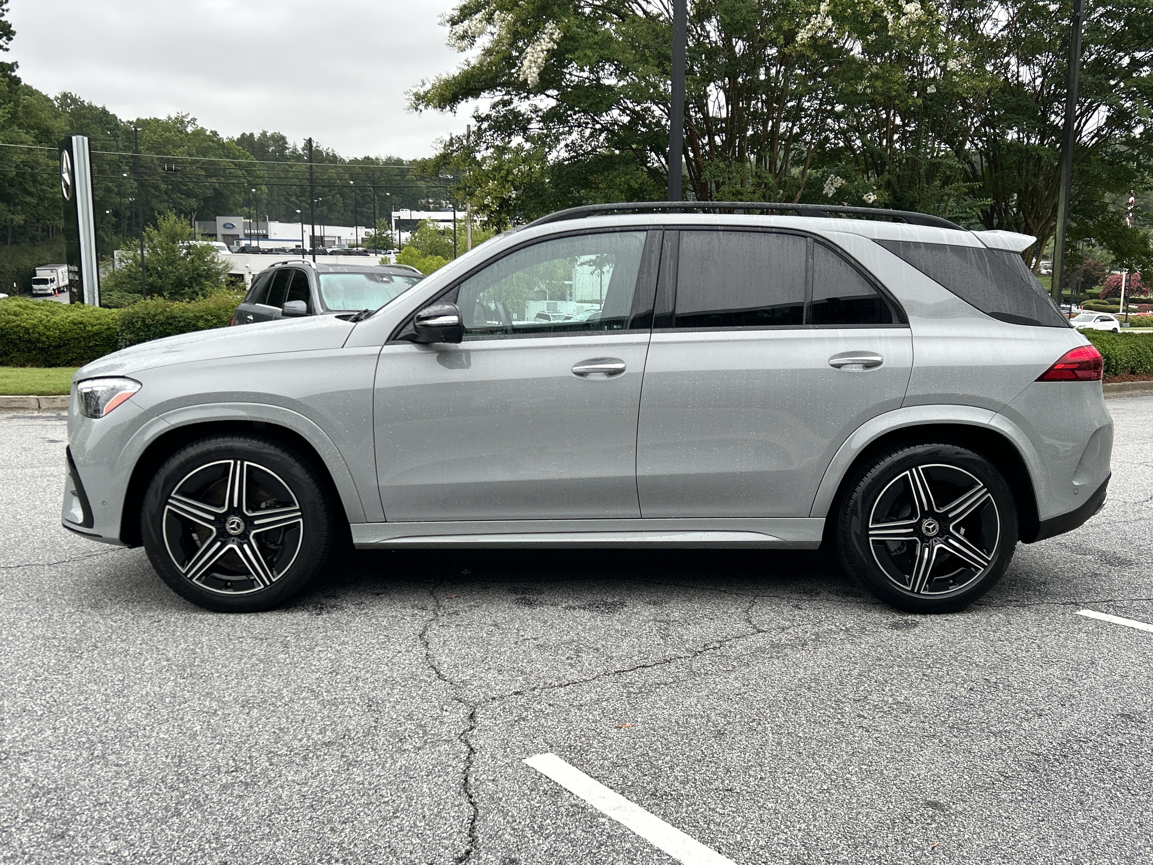Certified 2025 Mercedes-Benz GLE 450 4MATIC image 13