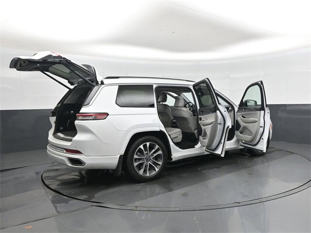 Used 2022 Jeep Grand Cherokee L Overland w/ Advanced Protech Group III image 48