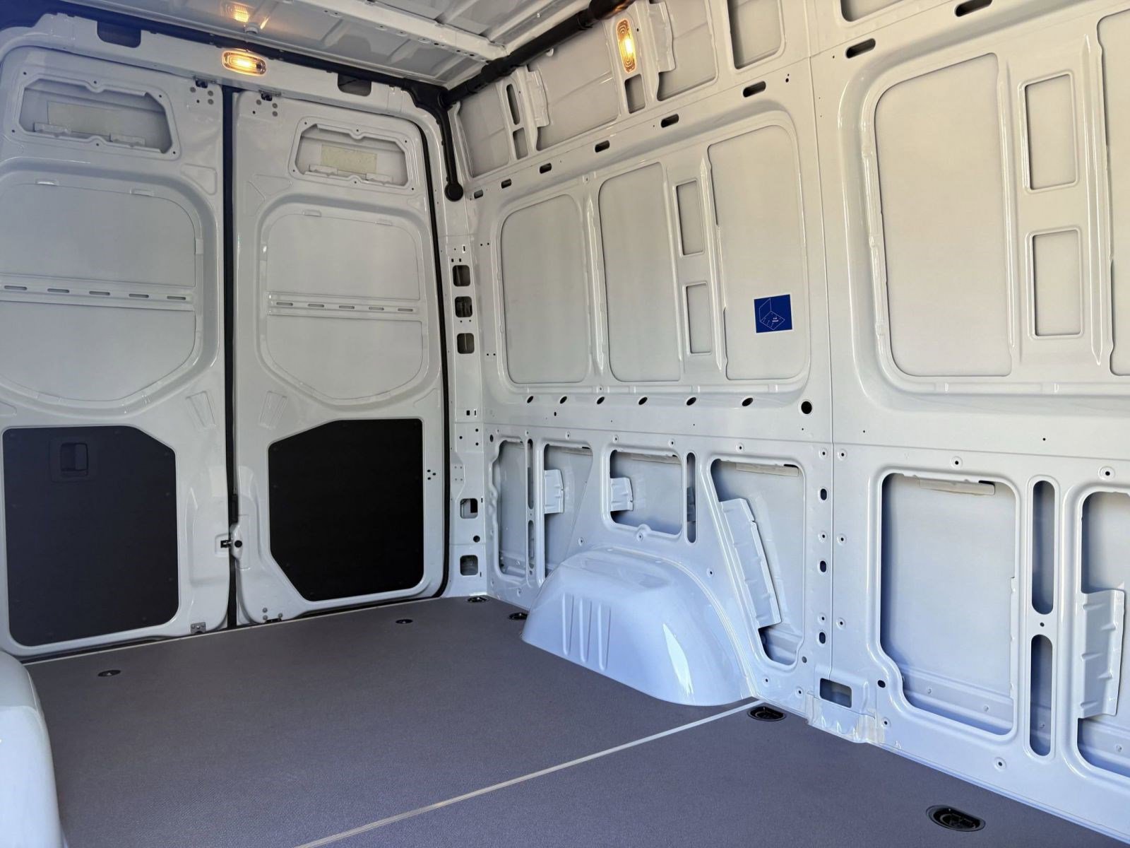 New 2025 Mercedes-Benz Sprinter 2500 image 26