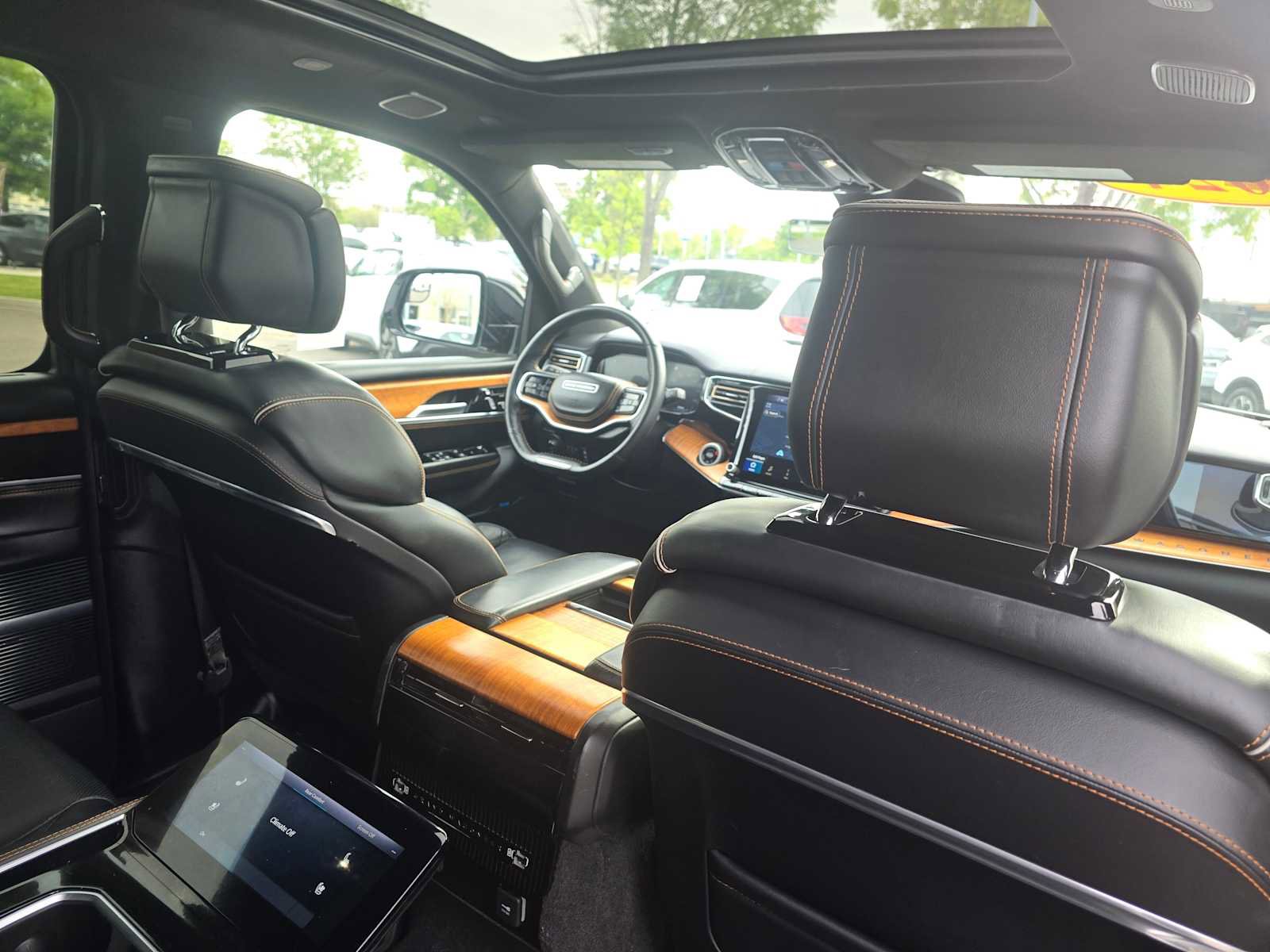 Used 2024 Jeep Grand Wagoneer L Series III image 16