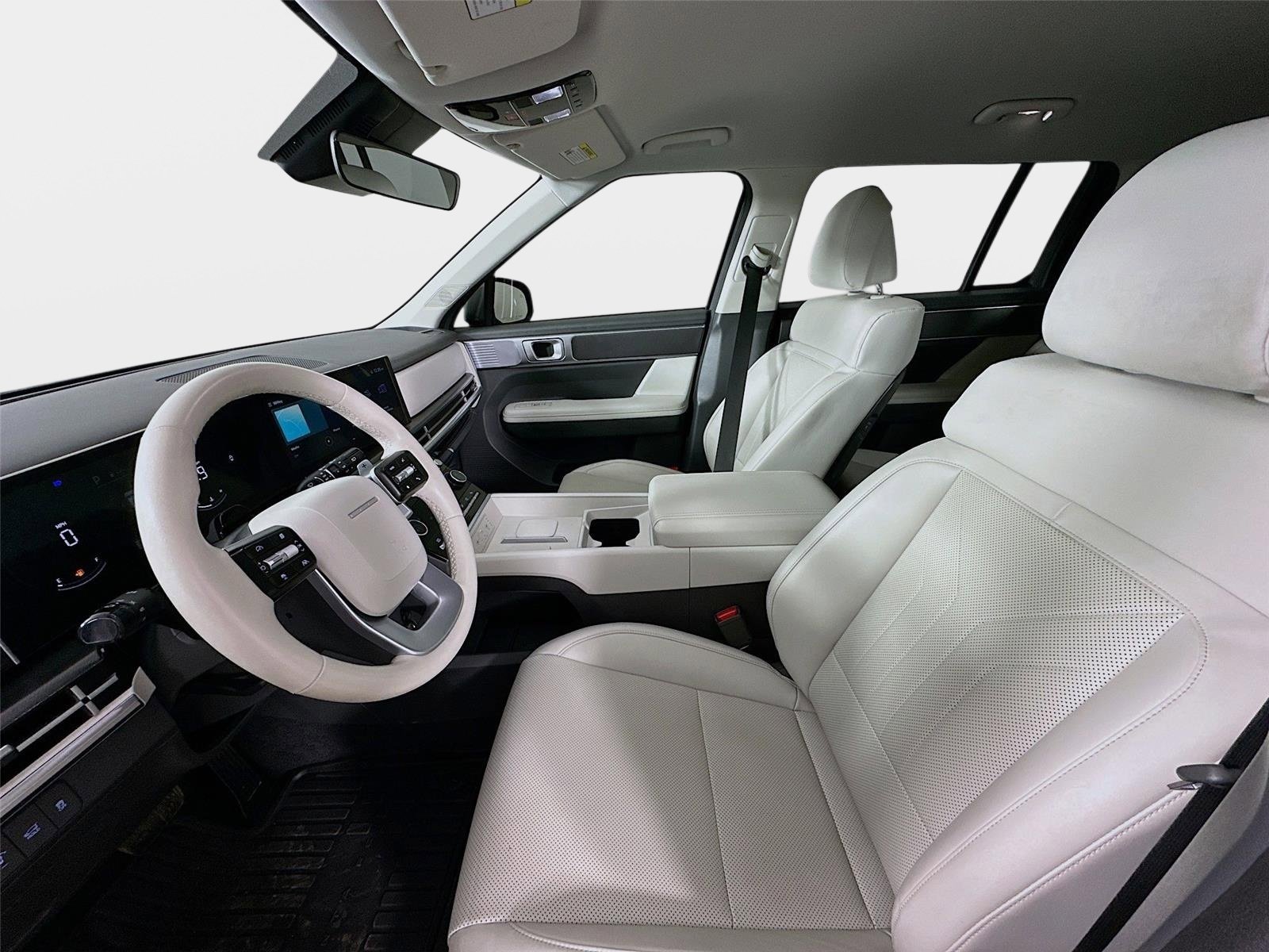 Used 2025 Hyundai Santa Fe SEL image 32