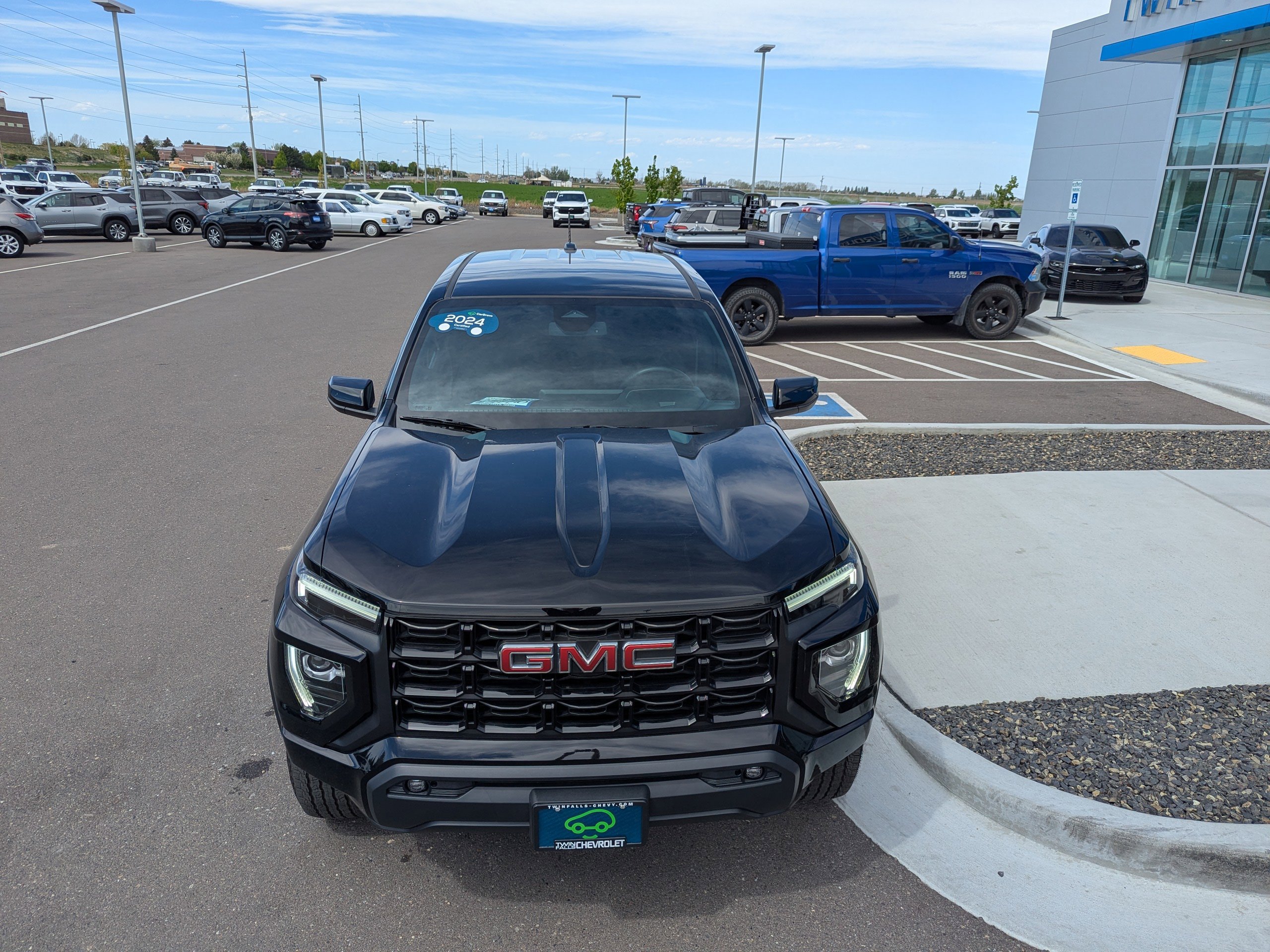 Certified 2024 GMC Canyon Elevation w/ Convenience Package AWD/4WD image 6