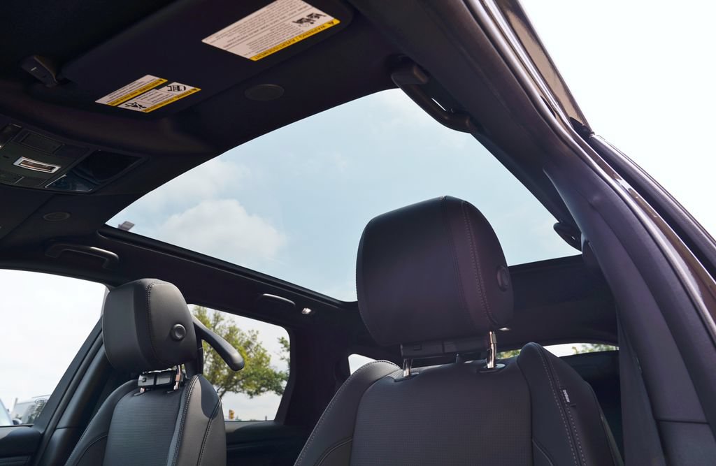 New 2026 Land Rover Discovery Sport Landmark AWD/4WD image 13