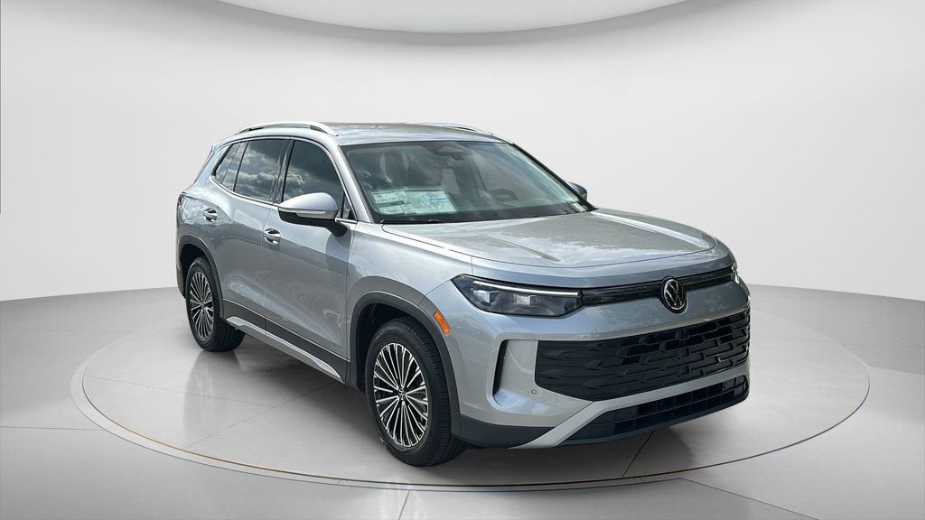 New 2026 Volkswagen Tiguan S image 2