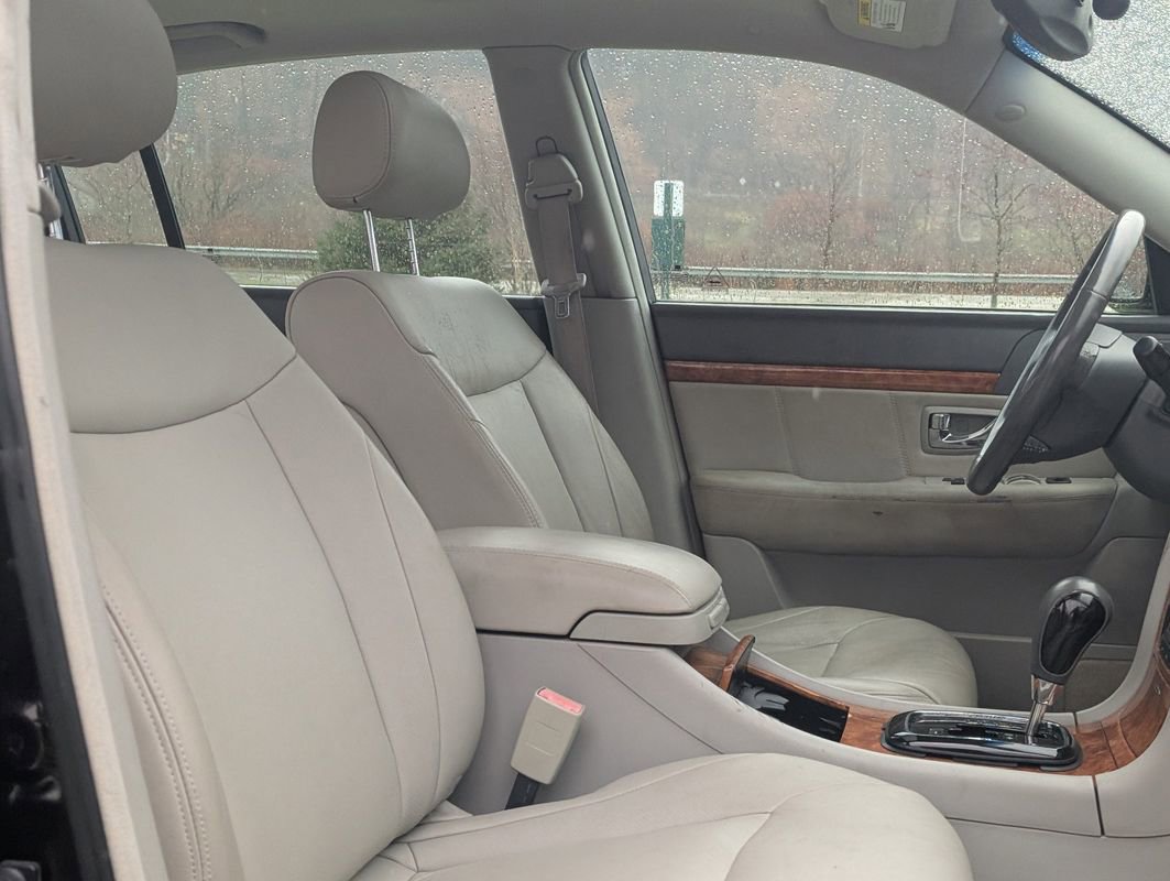 Used 2006 Kia Amanti image 16