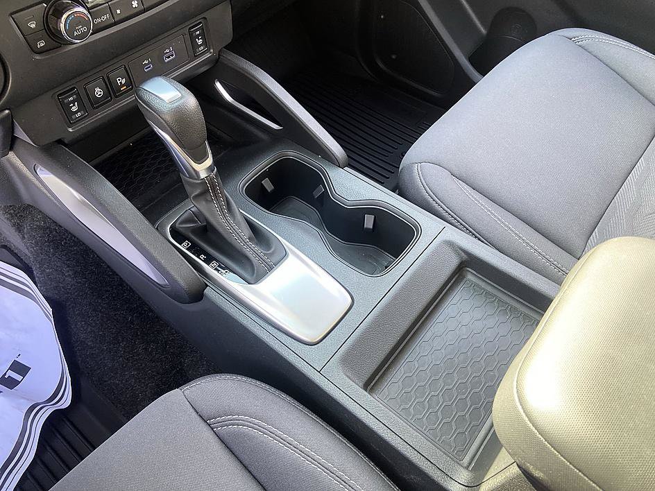 Certified 2024 Nissan Frontier SV w/ SV Convenience Package RWD image 21