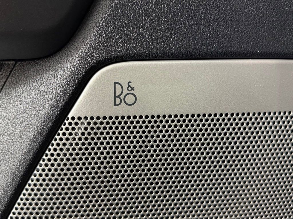 Used 2025 Ford F250 Lariat w/ Chrome Package image 21