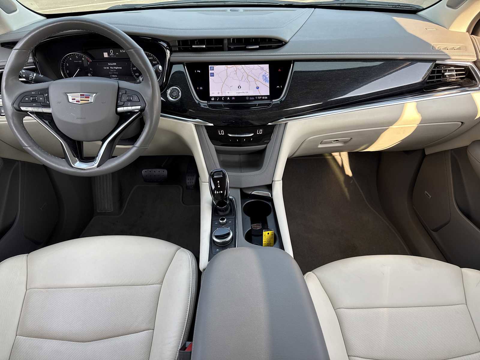 Used 2020 Cadillac XT6 Premium Luxury FWD image 2