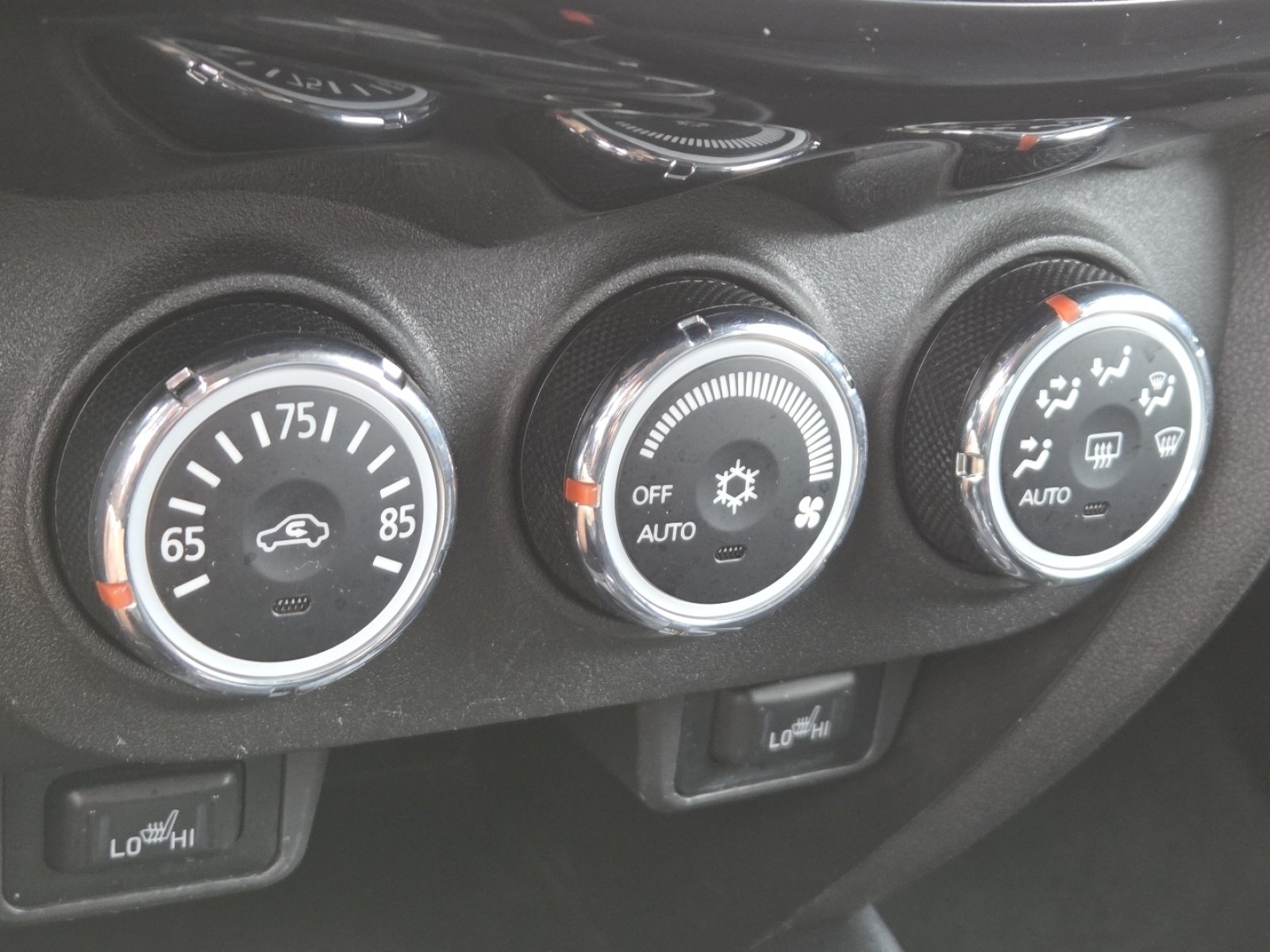 Used 2017 Mitsubishi Outlander Sport SEL AWD/4WD image 28