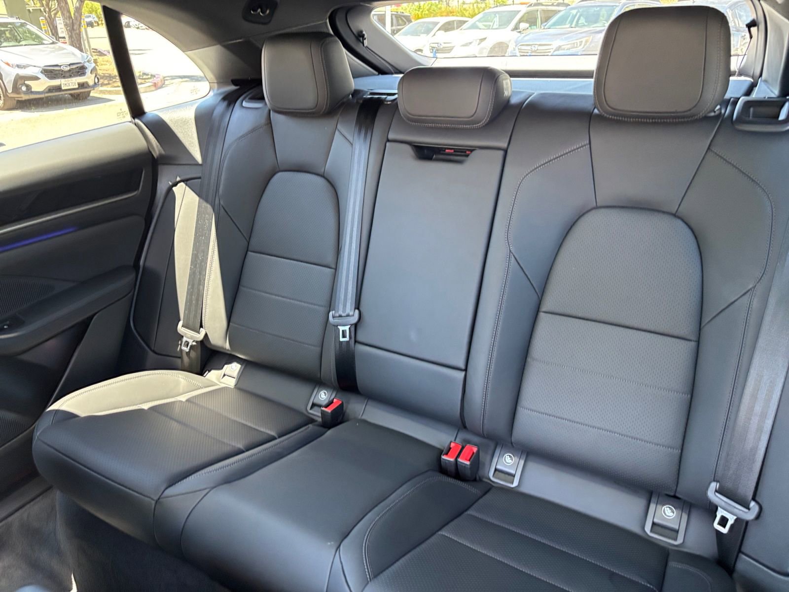 Used 2025 Porsche Macan 4 Electric AWD/4WD image 16