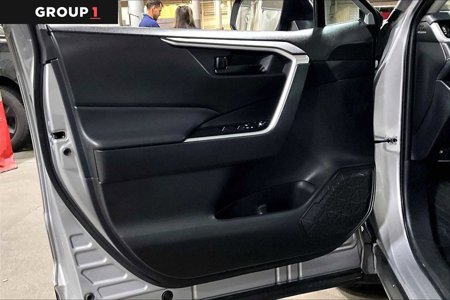 Used 2024 Toyota RAV4 LE AWD/4WD image 22