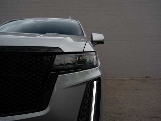 Used 2023 Cadillac Escalade V AWD/4WD image 11