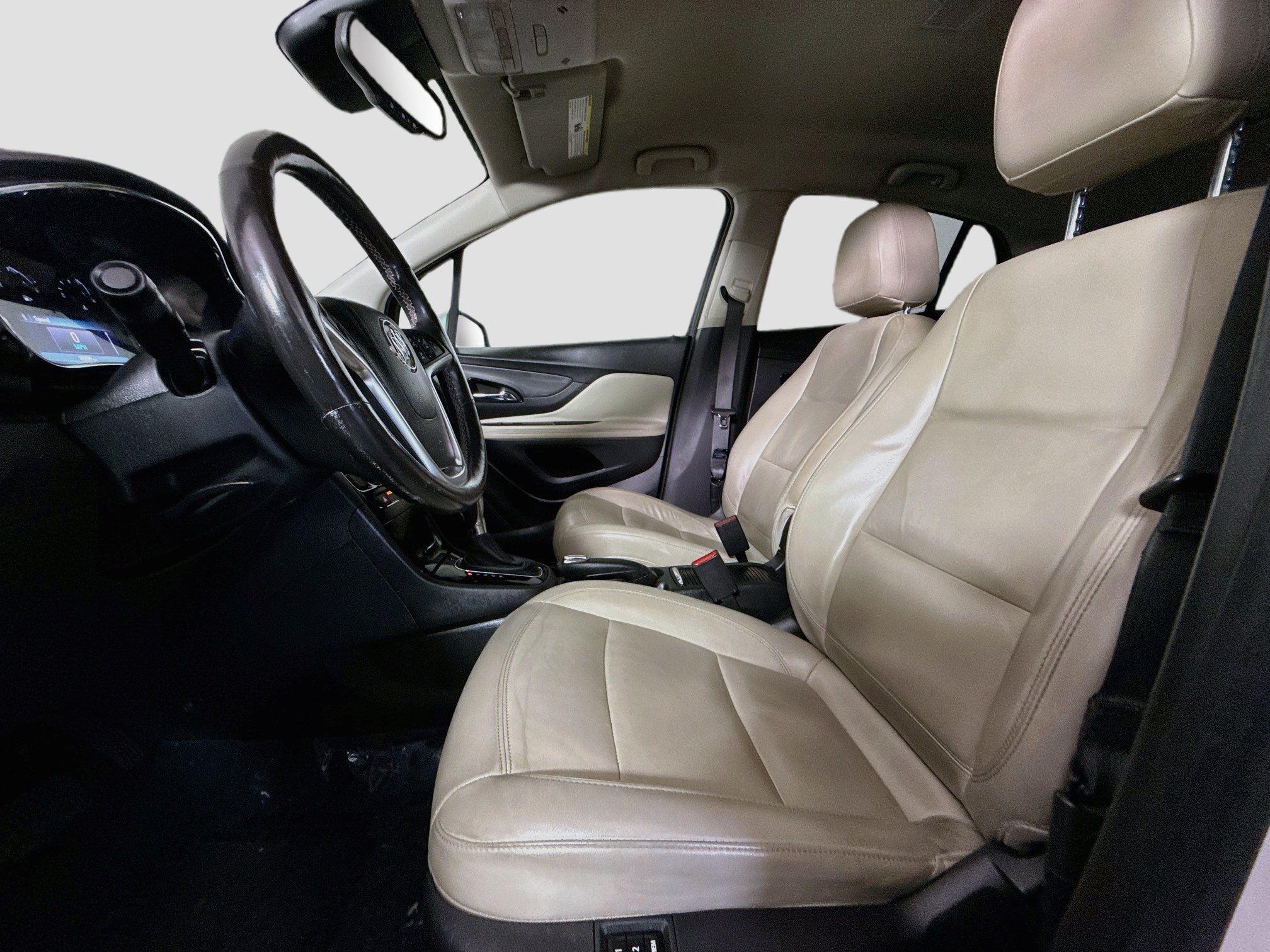 Used 2019 Buick Encore Essence FWD image 22