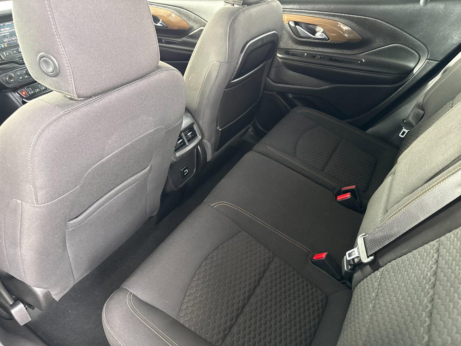 Used 2018 GMC Terrain SLE w/ Driver Convenience Package image 11