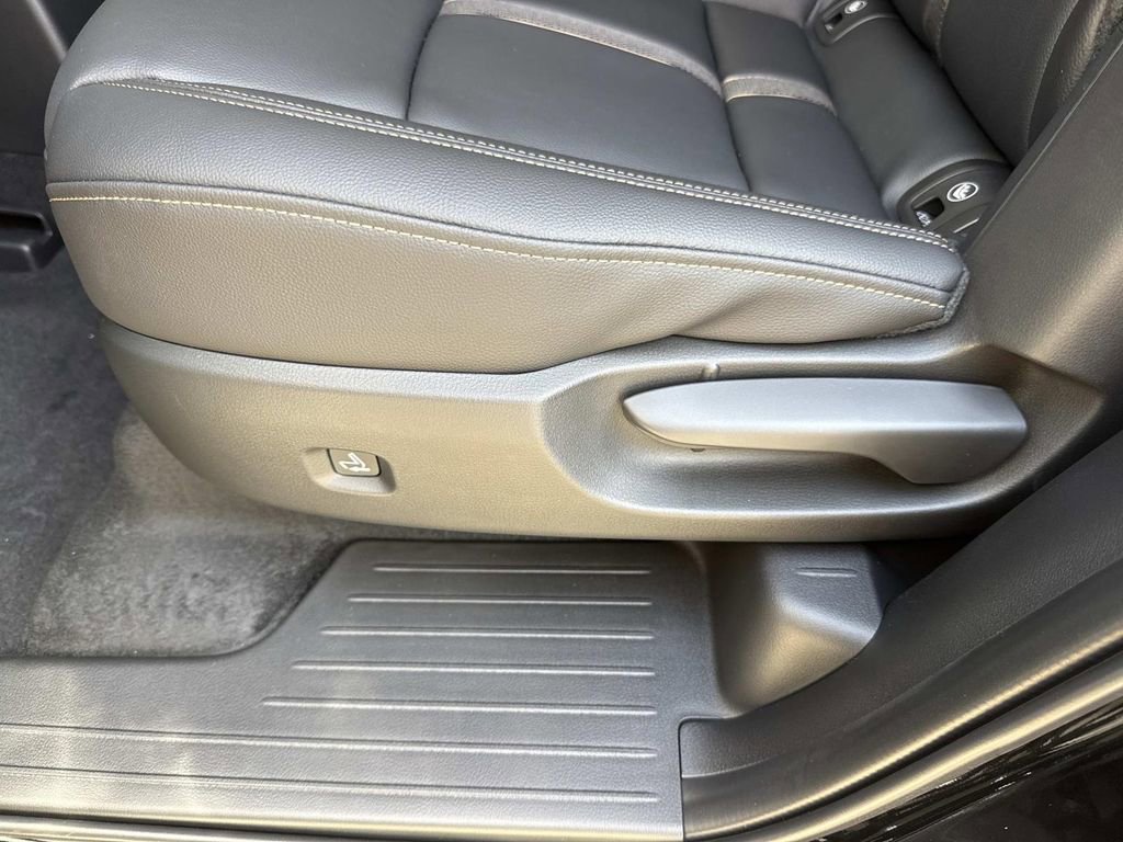 New 2026 MAZDA CX-90 3.3 Turbo w/ Select Package image 19