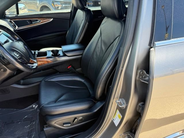 Used 2017 Lincoln MKX Reserve AWD/4WD image 33