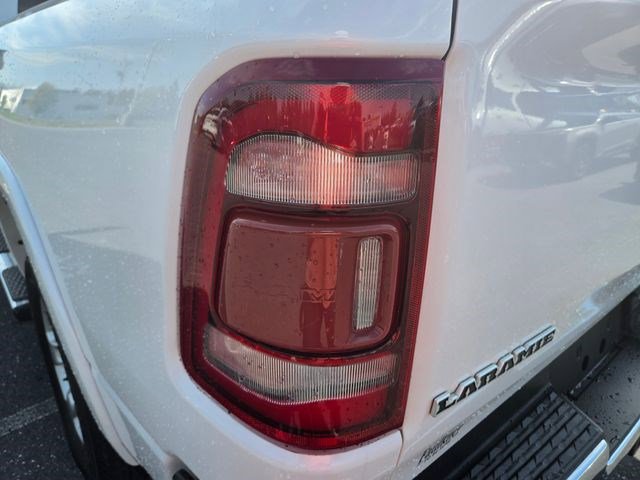 Used 2019 RAM 1500 Laramie AWD/4WD image 13