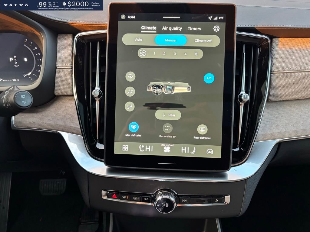 New 2026 Volvo XC90 B6 Plus w/ Protection Package AWD/4WD image 14