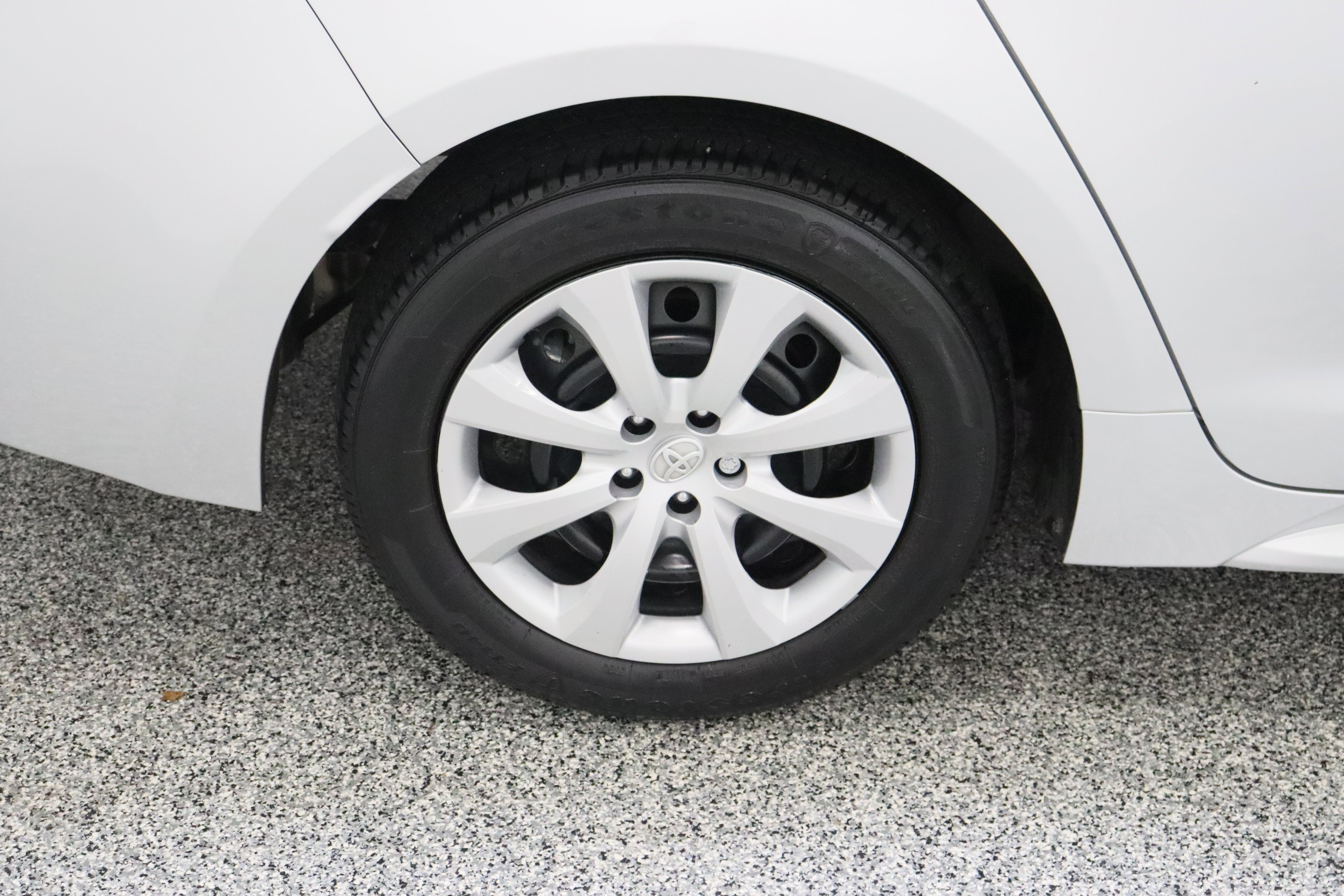 Used 2024 Toyota Corolla LE FWD image 6