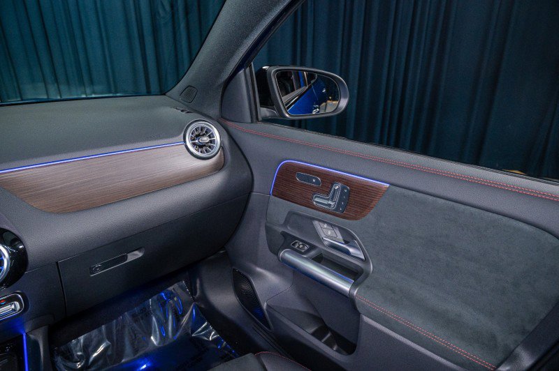 Certified 2025 Mercedes-Benz GLA 250 image 19