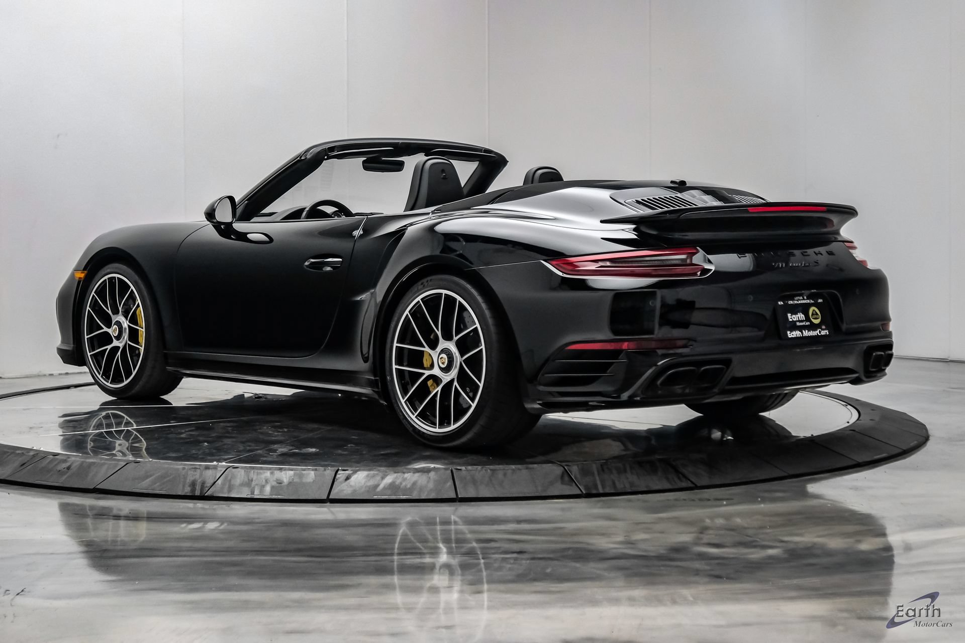Used 2019 Porsche 911 Turbo S AWD/4WD image 12