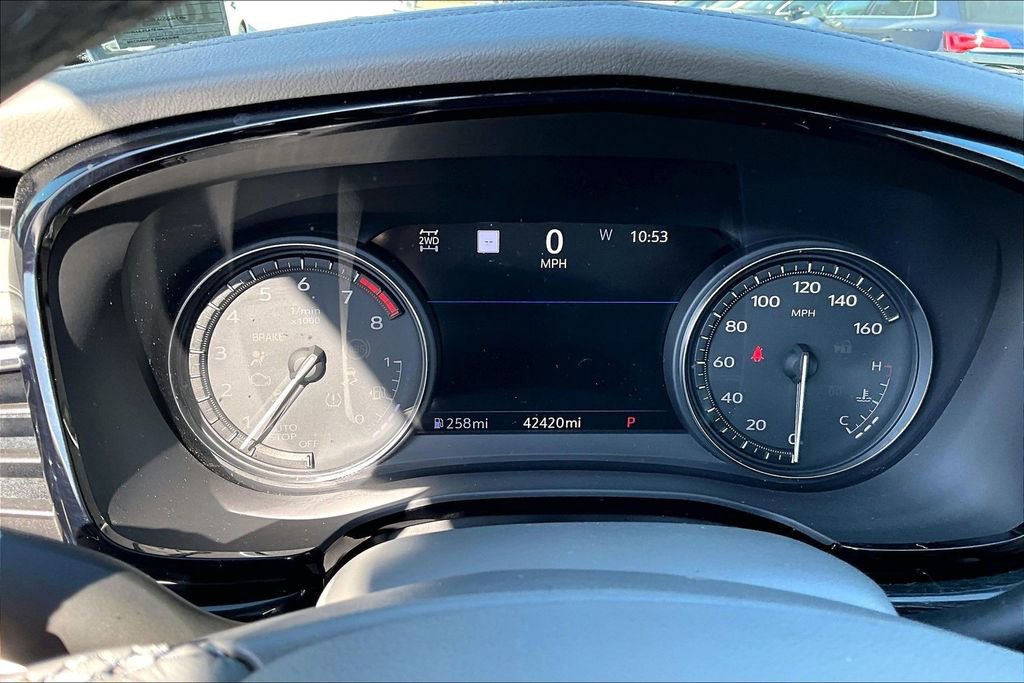 Used 2022 Cadillac XT6 Premium Luxury w/ Technology Package image 13