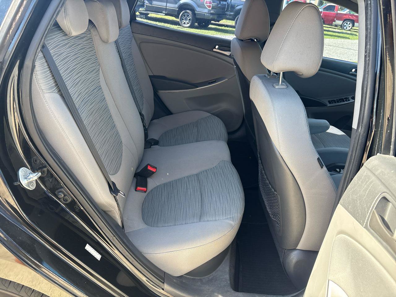 Used 2015 Hyundai Accent GS FWD image 18