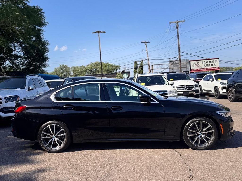 Used 2020 BMW 330i xDrive Sedan w/ Premium Package AWD/4WD image 7