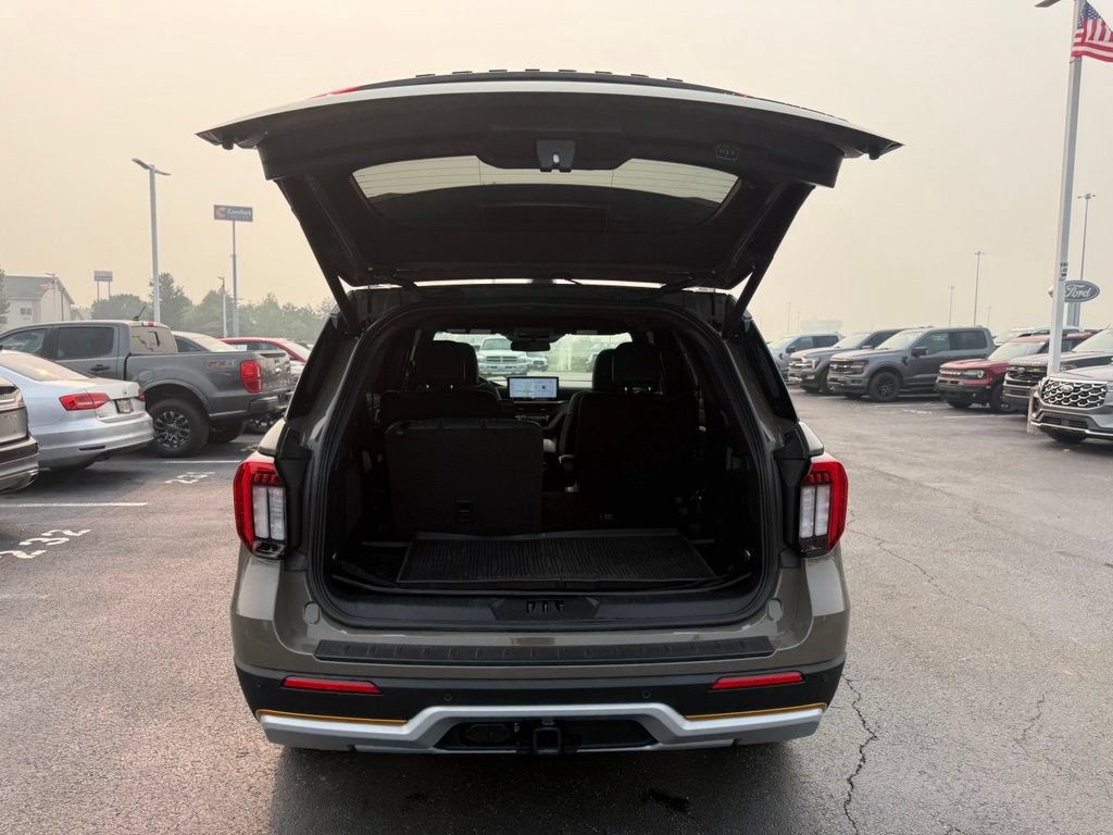 New 2026 Ford Explorer Tremor w/ Tremor Ultimate Package AWD/4WD image 48