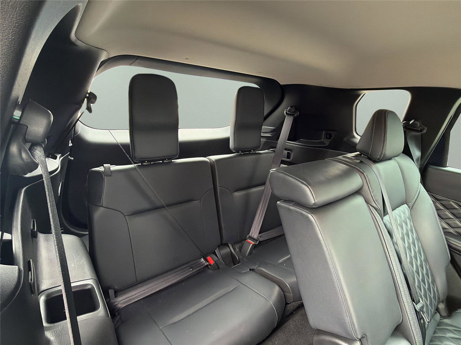 Used 2022 Mitsubishi Outlander SEL AWD/4WD image 24
