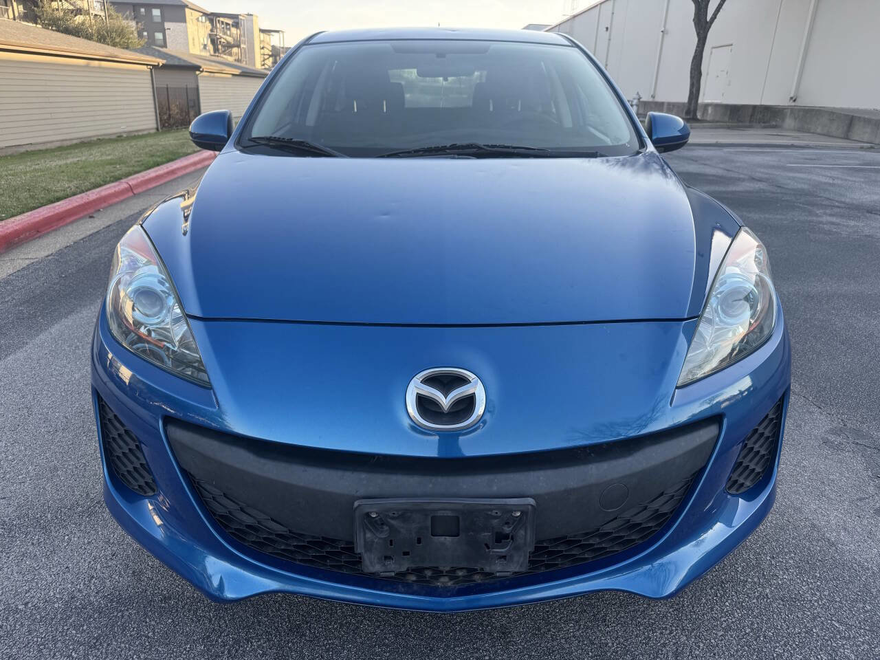 Used 2012 MAZDA MAZDA3 i Touring image 2