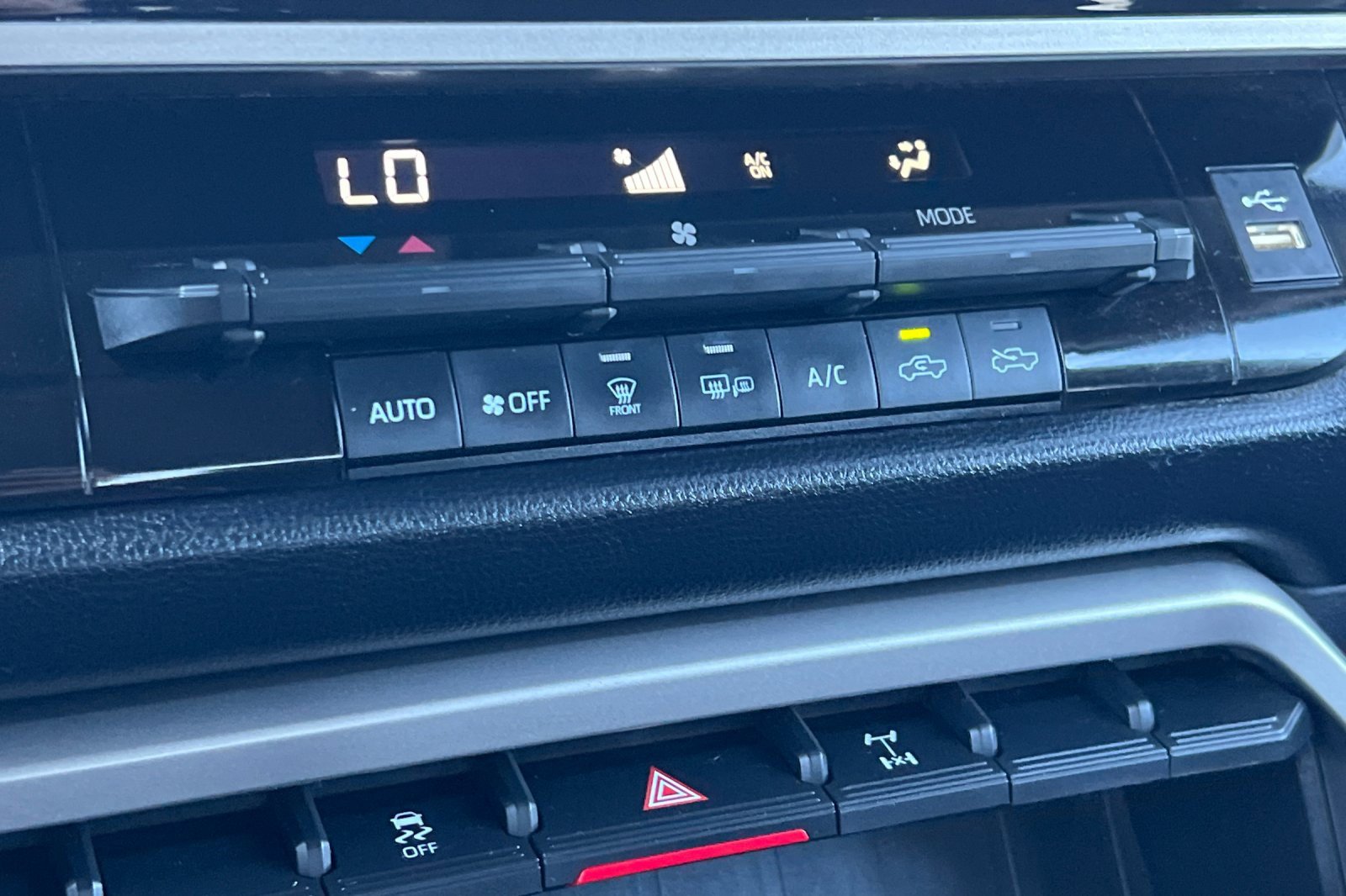 Used 2024 Toyota Tundra SR5 image 16