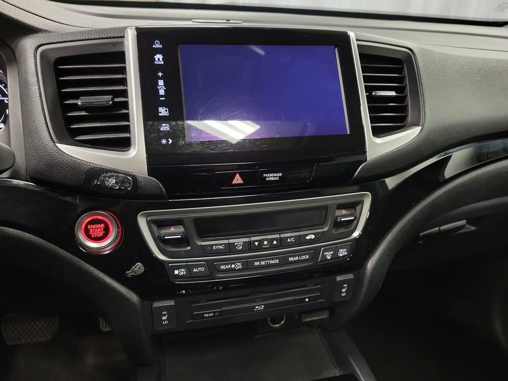 Used 2017 Honda Pilot Touring image 15