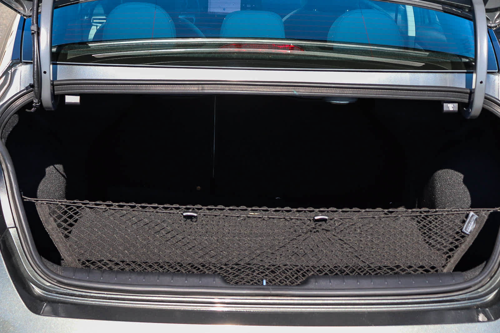 New 2026 Hyundai Elantra Limited FWD image 16