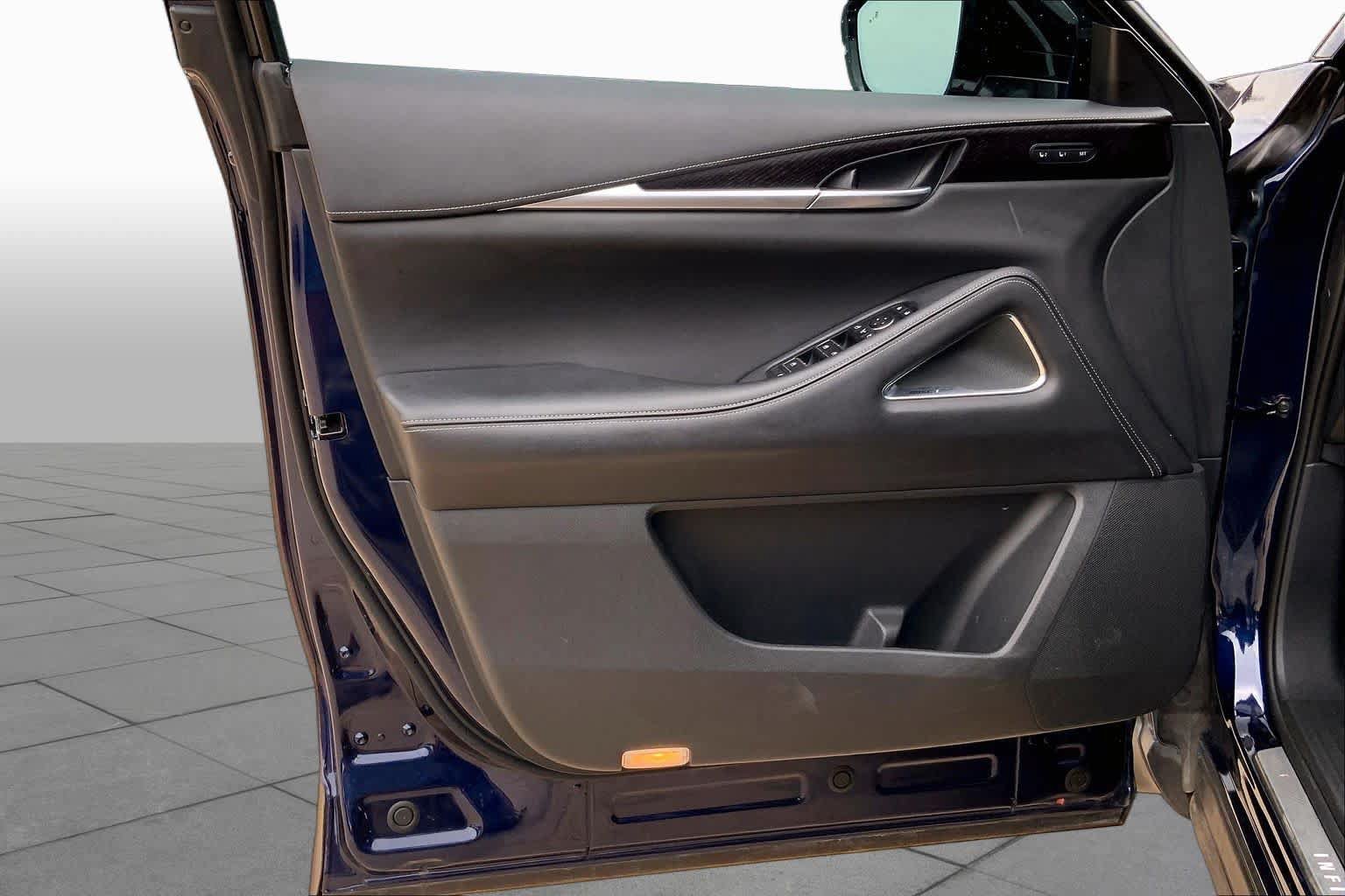 Used 2022 INFINITI QX60 Sensory w/ Cargo Package FWD image 20