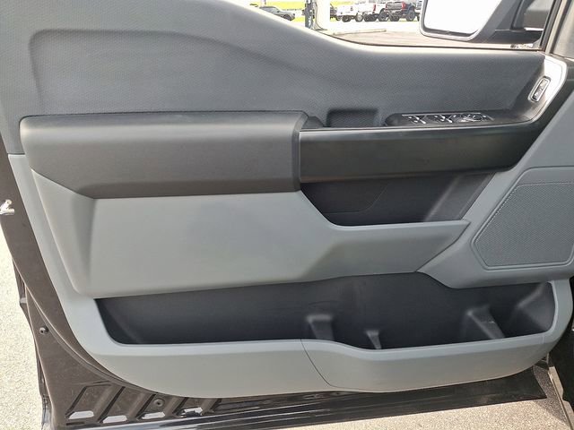 Used 2023 Ford F150 Lightning Pro image 12