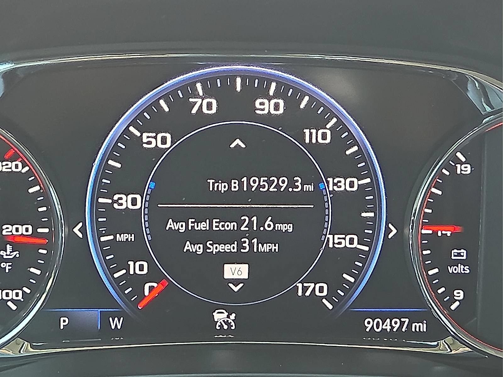 Used 2020 GMC Acadia Denali w/ Technology Package FWD image 5