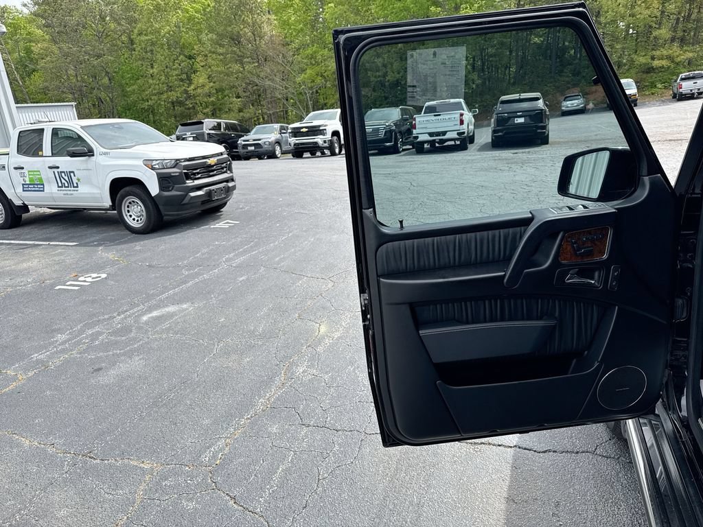 Used 2015 Mercedes-Benz G 63 AMG 4MATIC image 13