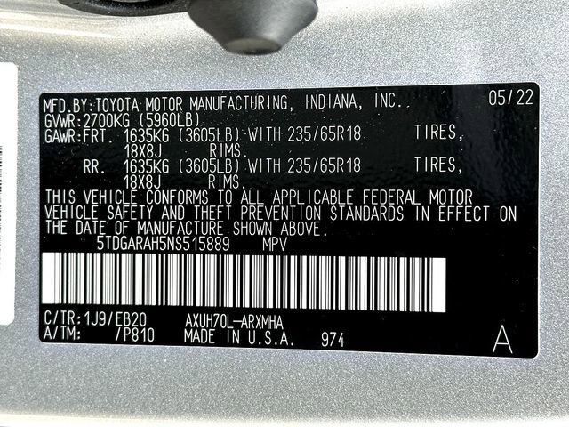 Used 2022 Toyota Highlander XLE FWD image 34