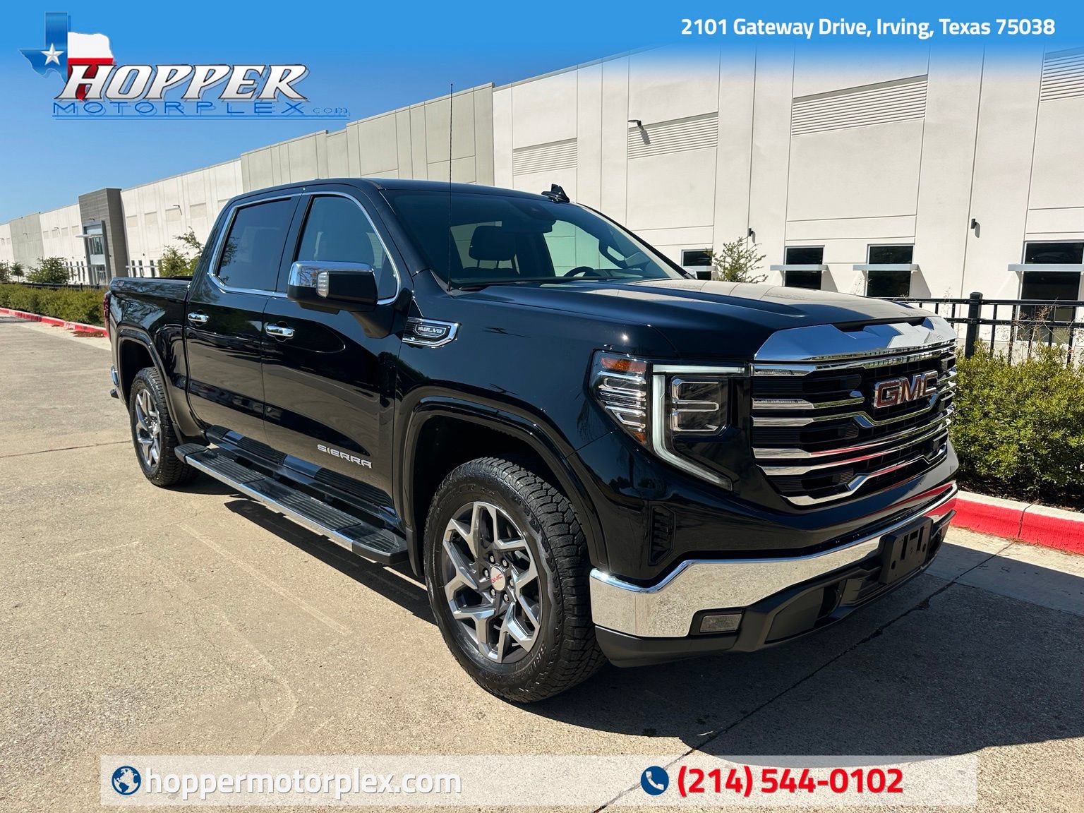 Used 2024 GMC Sierra 1500 SLT w/ SLT Premium Package AWD/4WD image 1