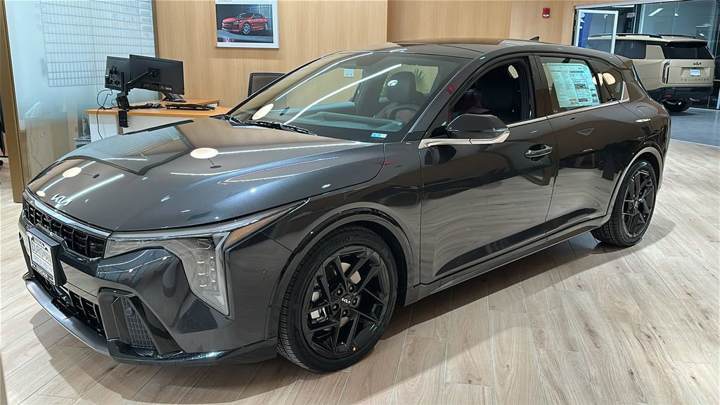 New 2026 Kia K4 GT-Line Turbo image 2