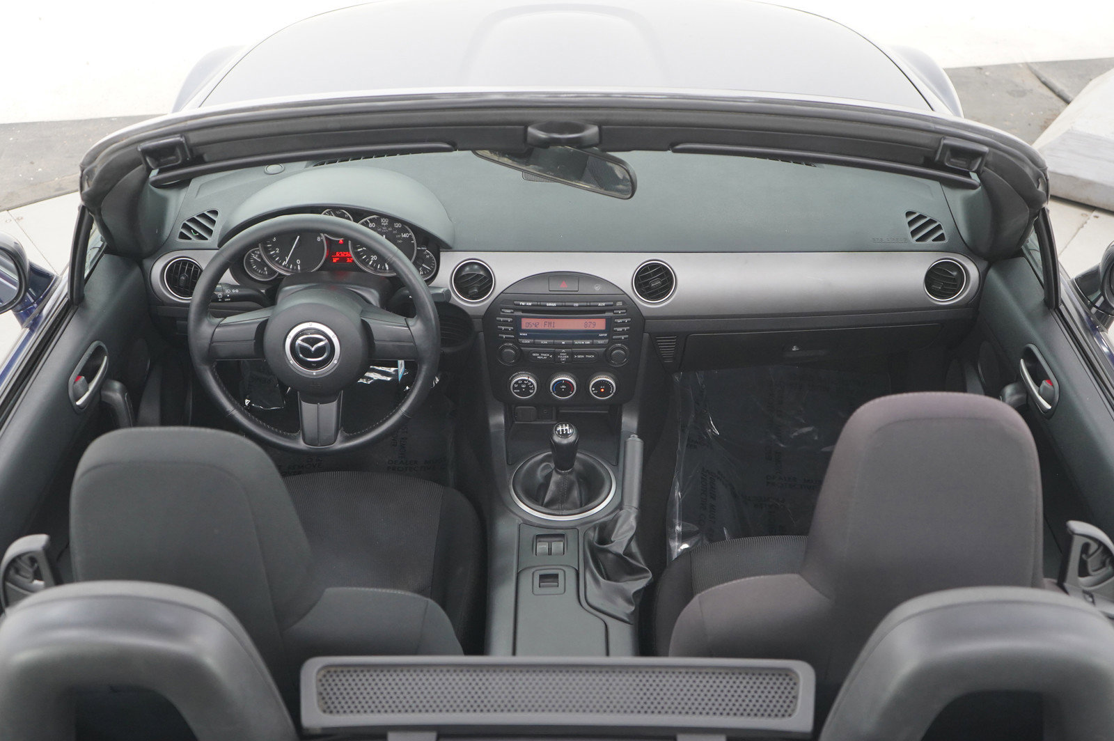 Used 2010 MAZDA MX-5 Miata Sport RWD image 13