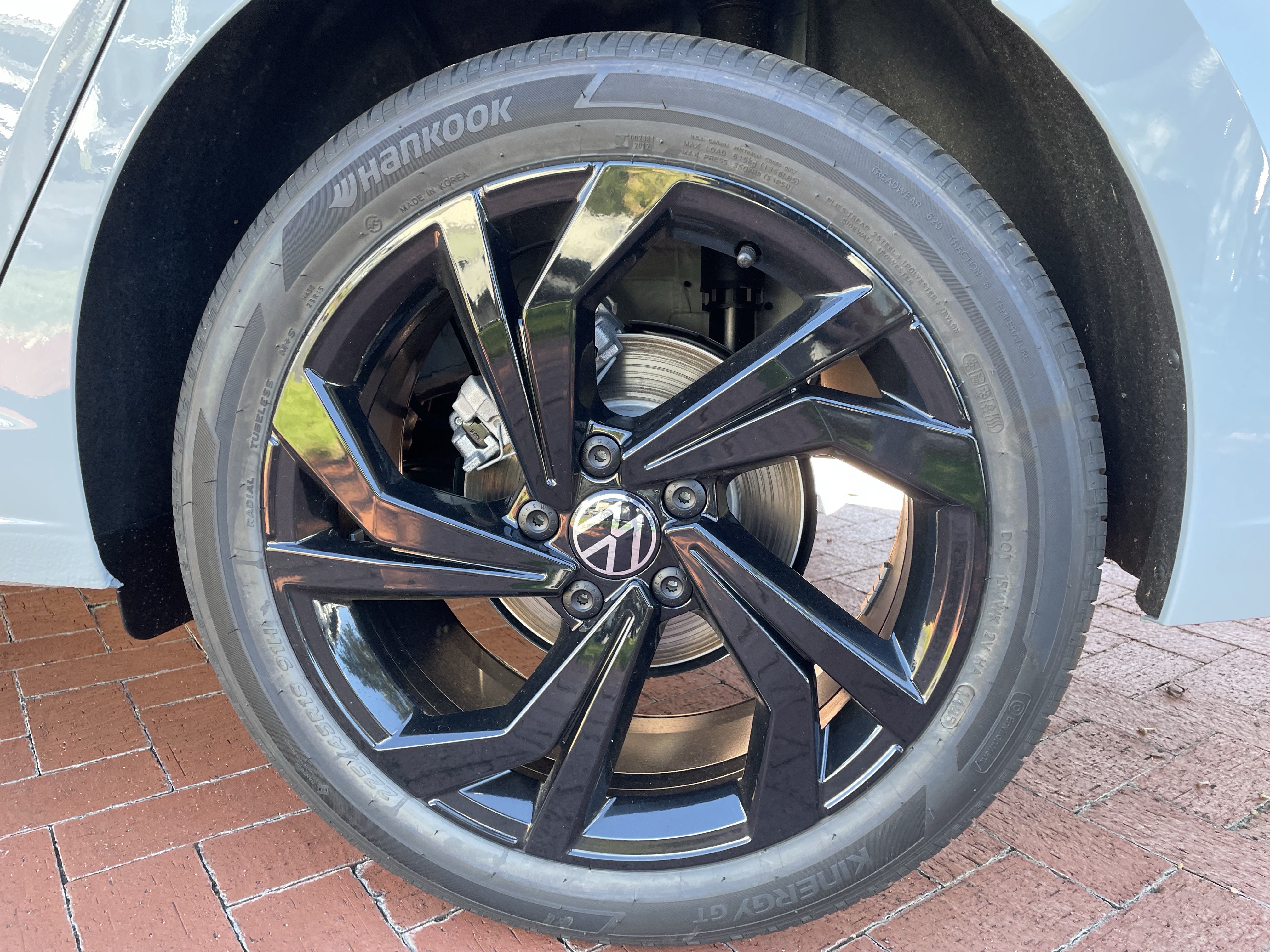 New 2026 Volkswagen Jetta SE FWD image 8