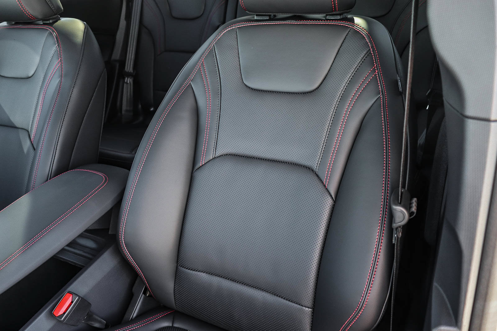 New 2026 Ford Mustang Mach-E Premium w/ Sport Appearance Package RWD image 26