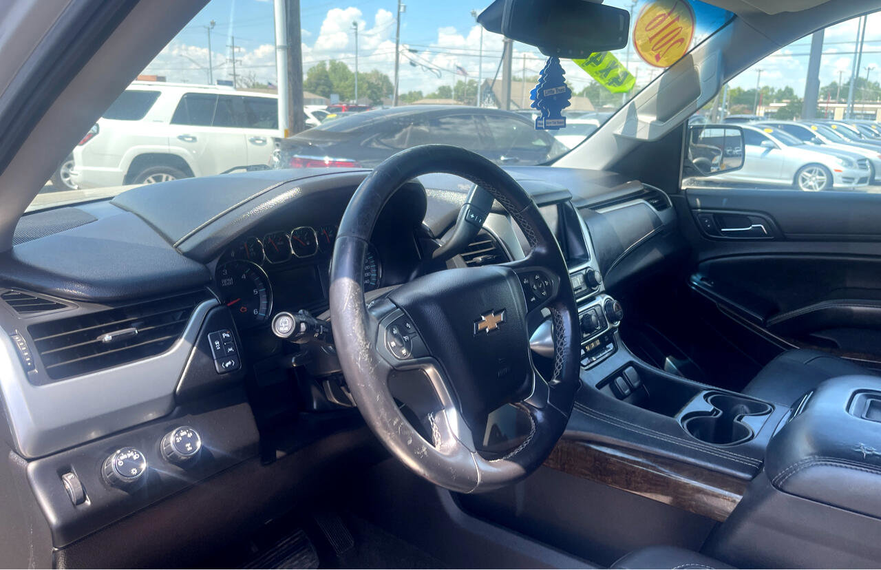 Used 2016 Chevrolet Suburban LT image 10